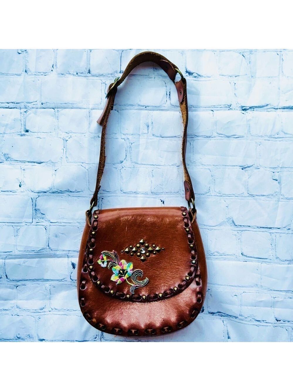 Vintage Hand Tooled Leather Hippie Boho Style Purse